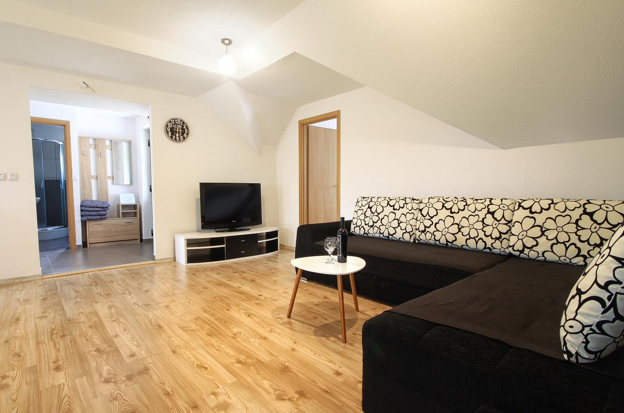 Apartment Lana Раковица Экстерьер фото