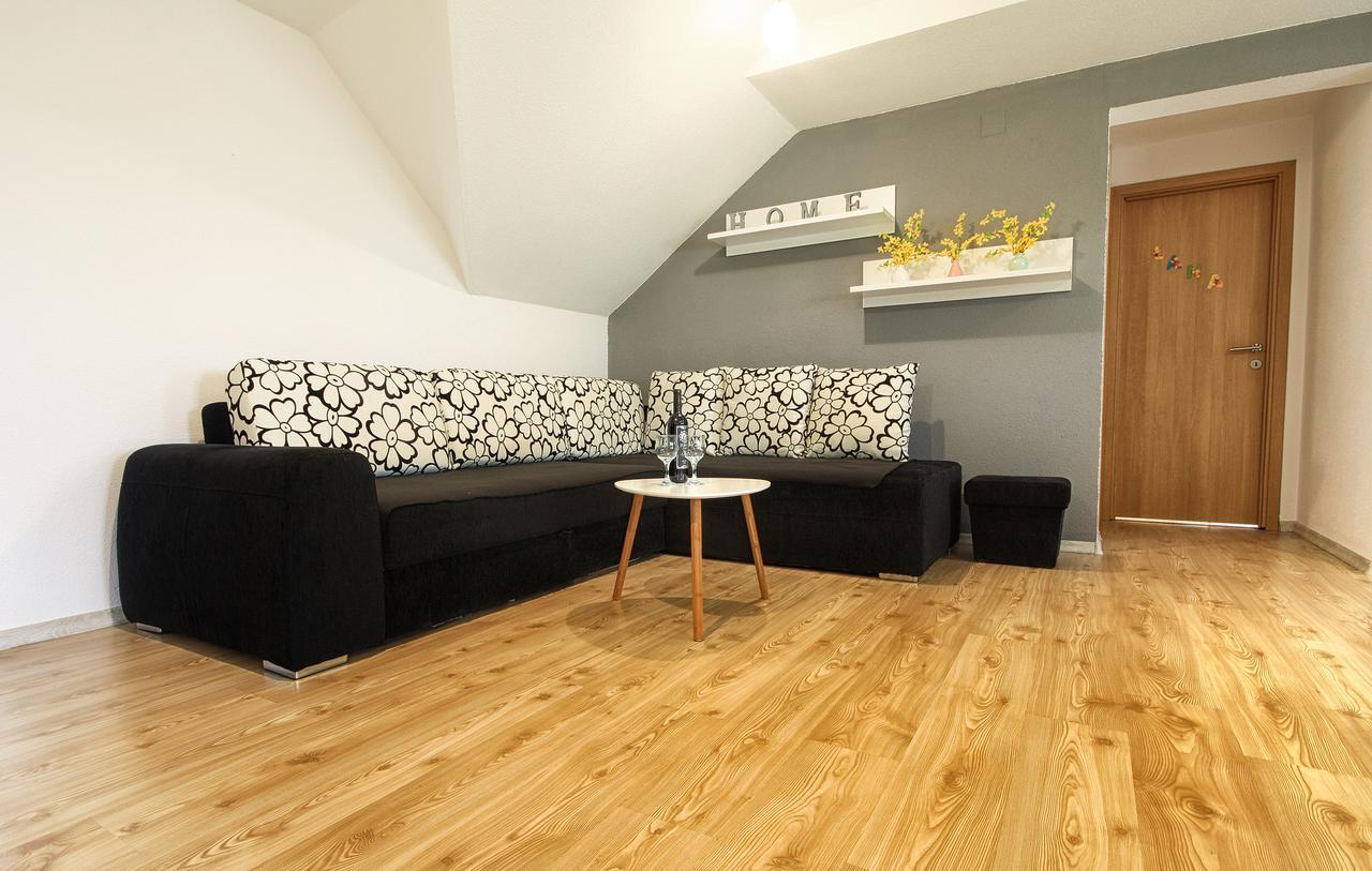 Apartment Lana Раковица Экстерьер фото
